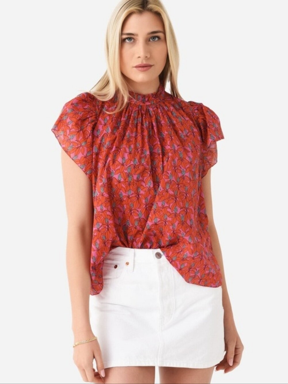 Trovata NWT Carla Highneck Shirt Blouse Poinsettia Red Pink Floral Print